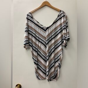 Old navy striped top size medium